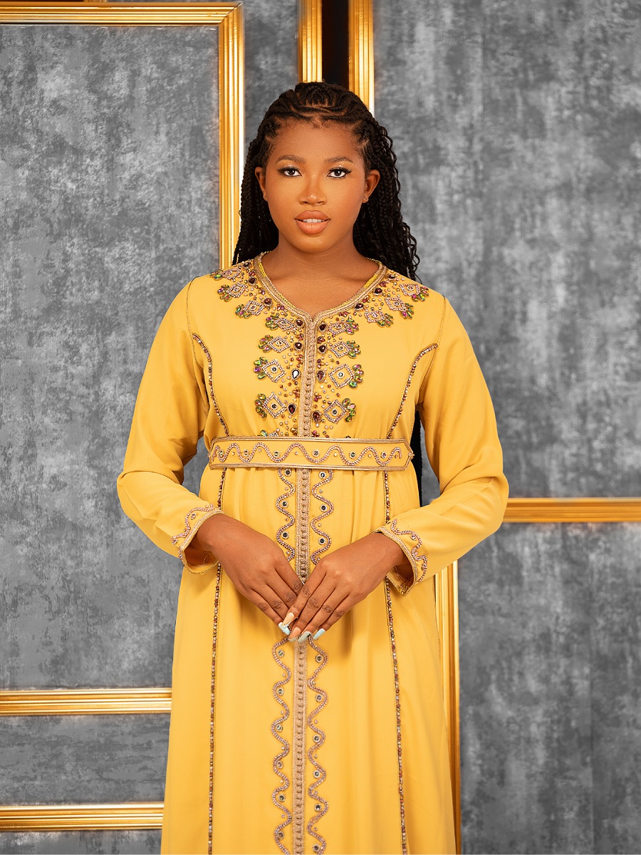 https://lms.elsa-technologies.com/storage/photos/1/Caftans et robes toutes occasions/Caftan une piКce JAUNE MOUTARDE/IMG_20230814_051754_(900_x_1200_pixel).jpg